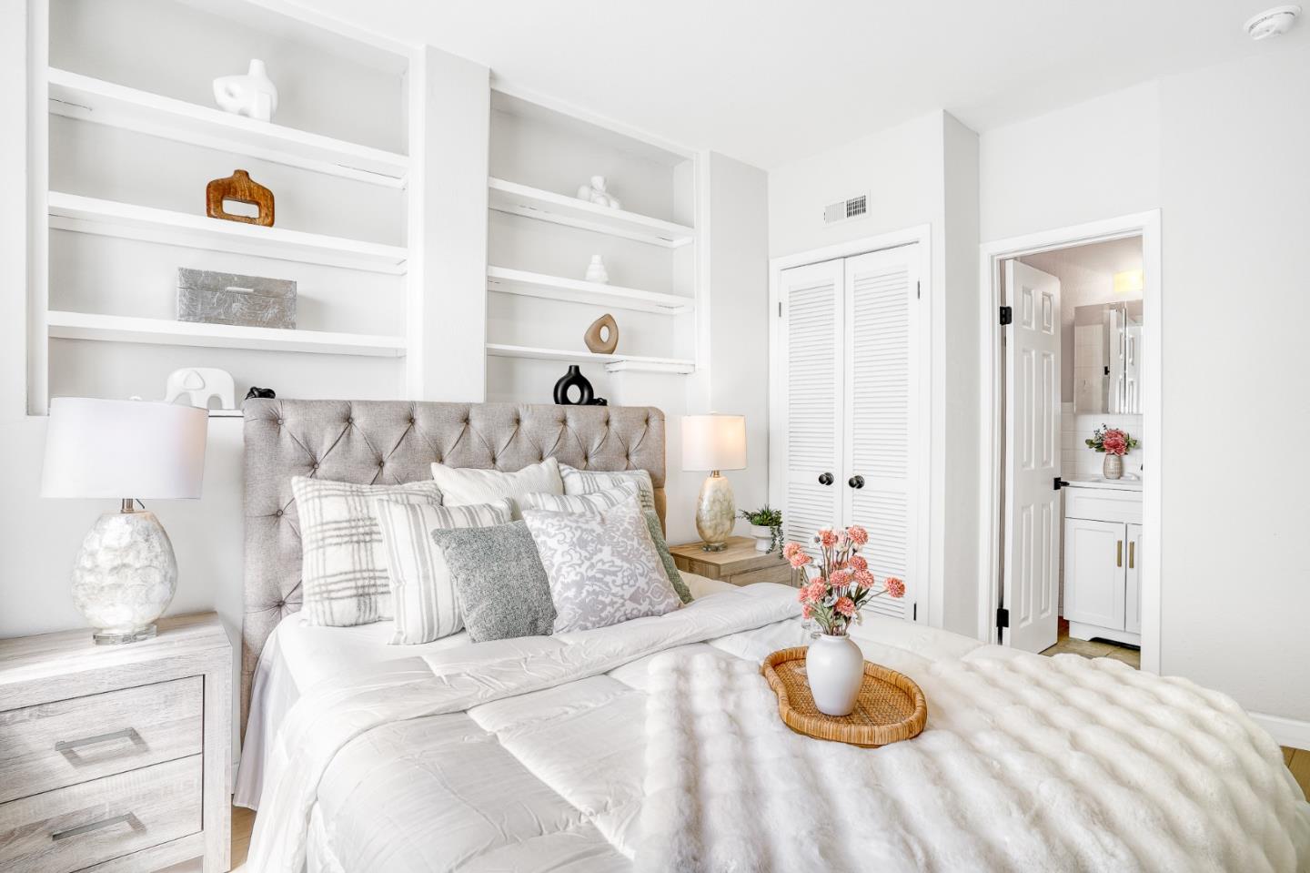 Detail Gallery Image 8 of 58 For 446 Nevada St, San Francisco,  CA 94110 - 3 Beds | 3 Baths