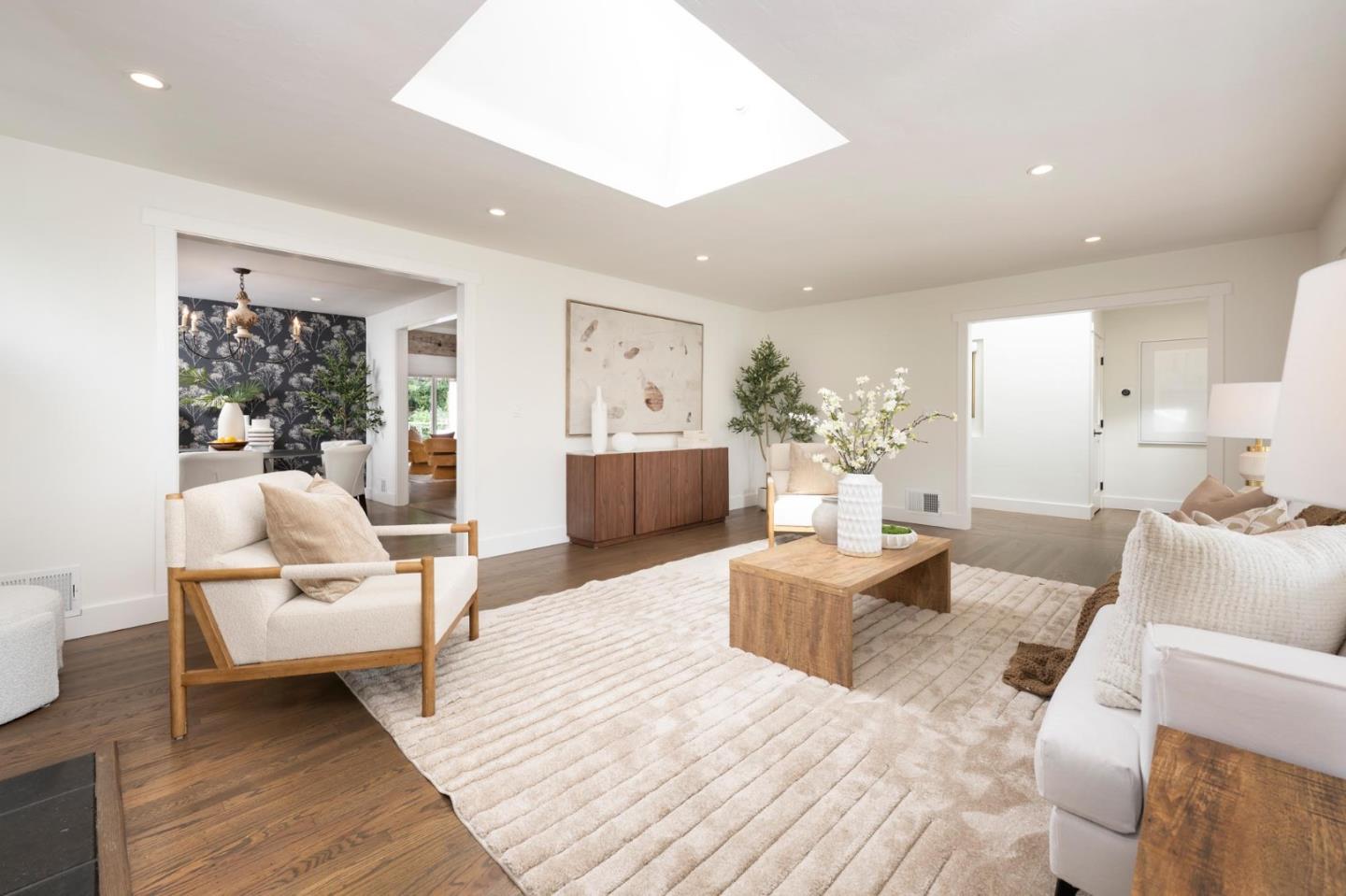 Detail Gallery Image 11 of 58 For 606 Yale Dr, San Mateo,  CA 94402 - 5 Beds | 3 Baths