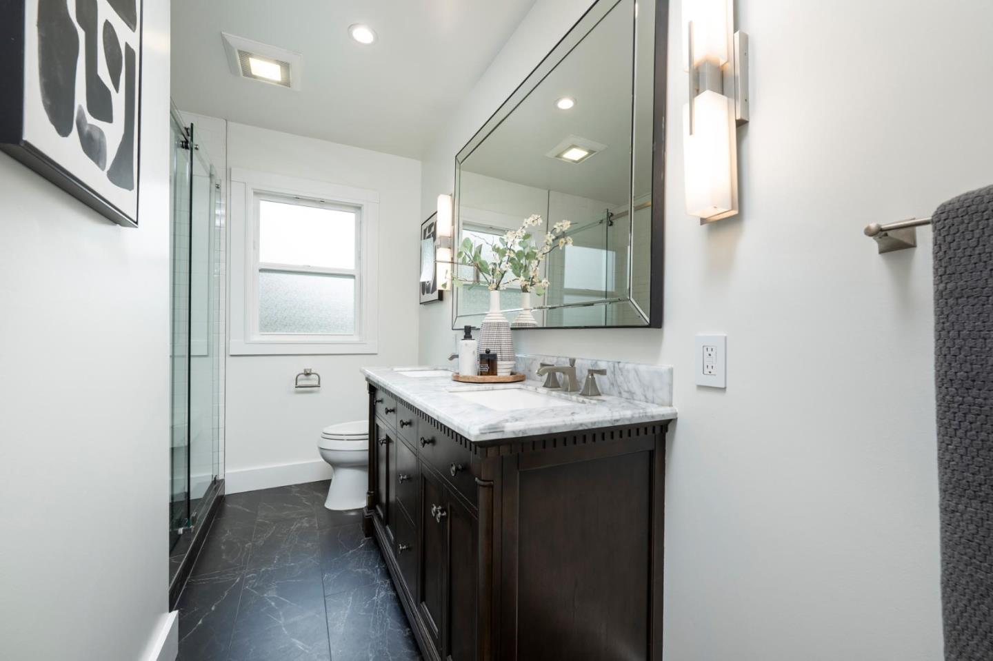 Detail Gallery Image 25 of 58 For 606 Yale Dr, San Mateo,  CA 94402 - 5 Beds | 3 Baths