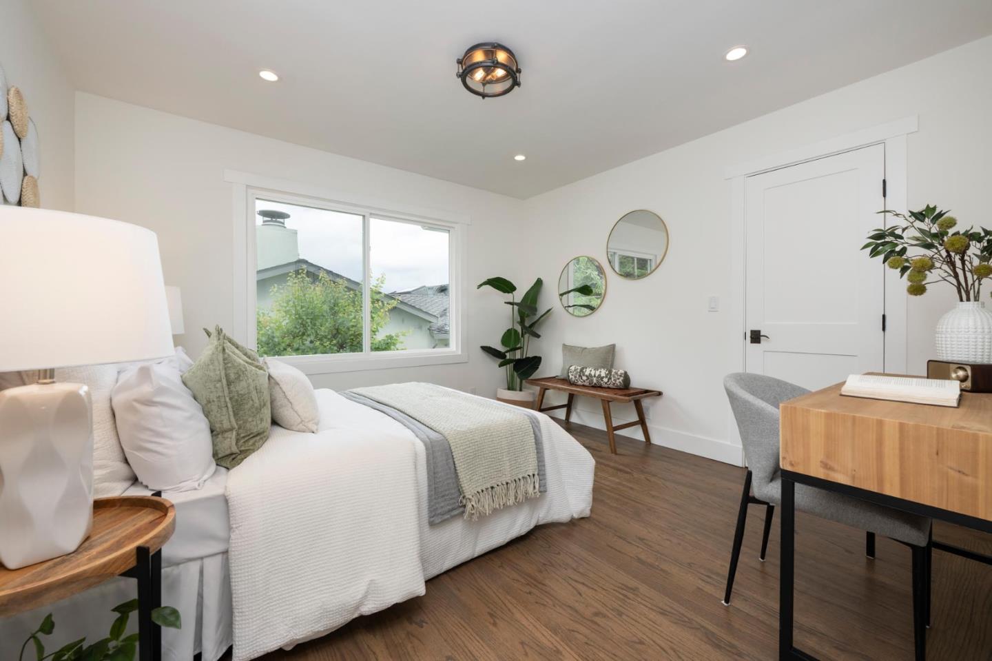 Detail Gallery Image 26 of 58 For 606 Yale Dr, San Mateo,  CA 94402 - 5 Beds | 3 Baths