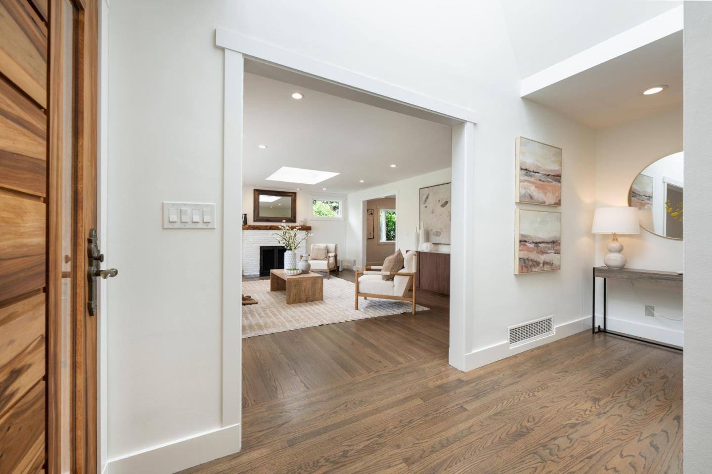 Detail Gallery Image 7 of 58 For 606 Yale Dr, San Mateo,  CA 94402 - 5 Beds | 3 Baths