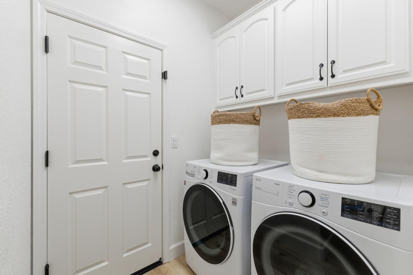 Detail Gallery Image 10 of 44 For 2454 Bracco Way, Riverbank,  CA 95367 - 4 Beds | 3 Baths