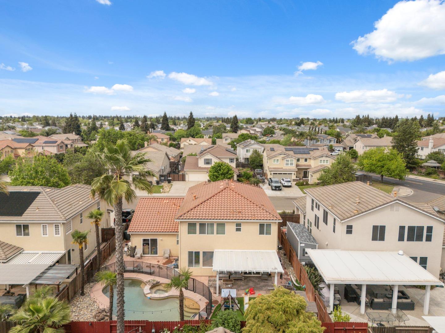 Detail Gallery Image 37 of 44 For 2454 Bracco Way, Riverbank,  CA 95367 - 4 Beds | 3 Baths