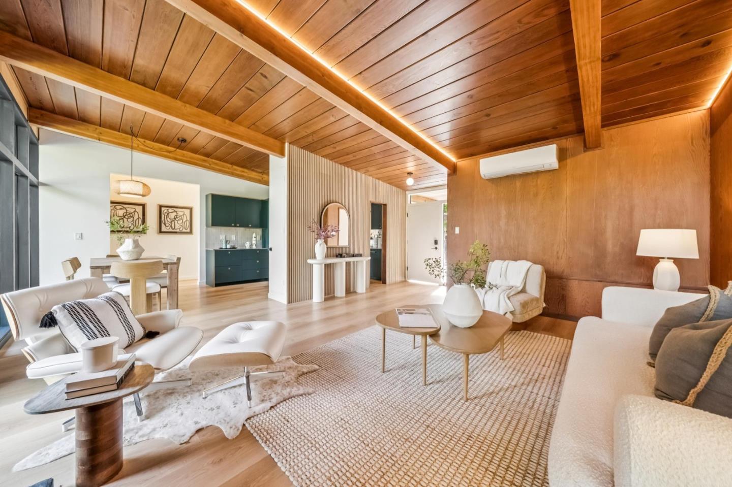 Detail Gallery Image 14 of 31 For 748 Kendall Ave, Palo Alto,  CA 94306 - 5 Beds | 3 Baths