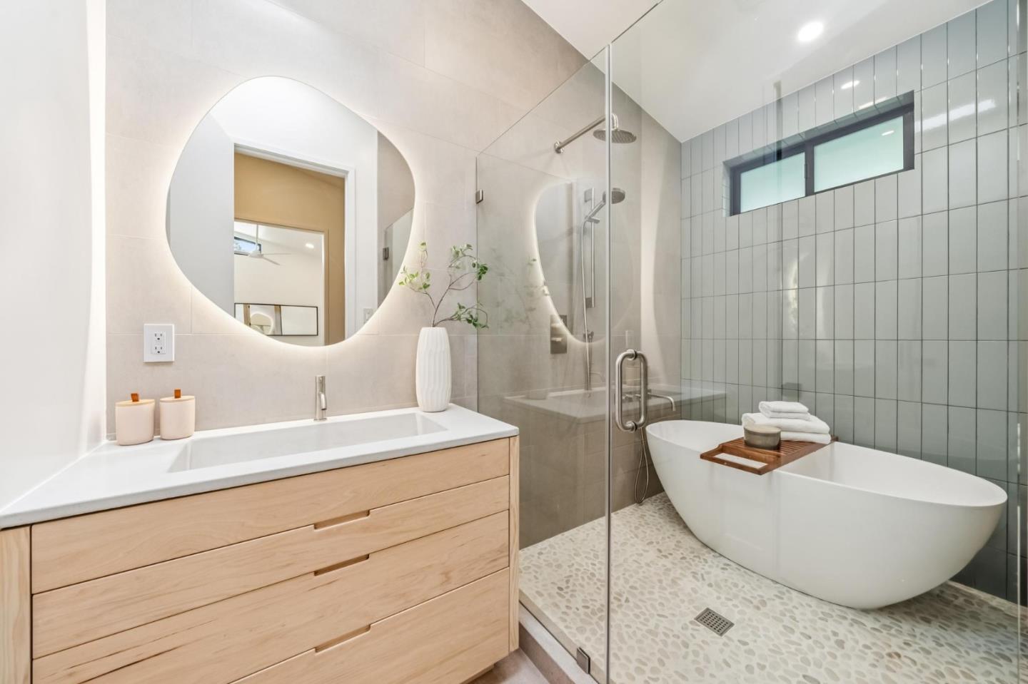 Detail Gallery Image 33 of 55 For 748 Kendall Ave, Palo Alto,  CA 94306 - 5 Beds | 3 Baths