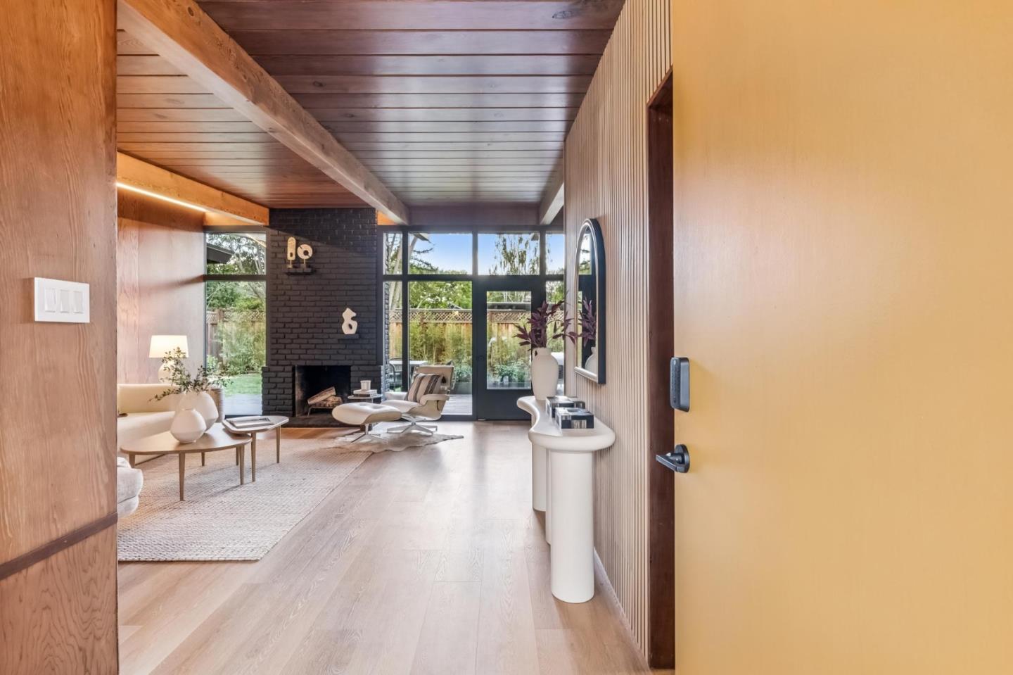 Detail Gallery Image 9 of 31 For 748 Kendall Ave, Palo Alto,  CA 94306 - 5 Beds | 3 Baths