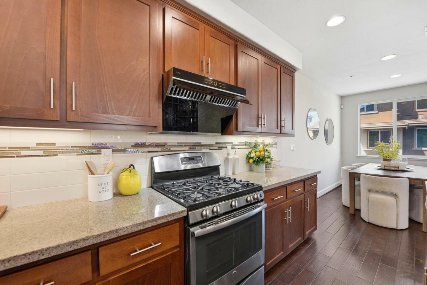 Photo #10: ML82042629 Listing: Photo #10