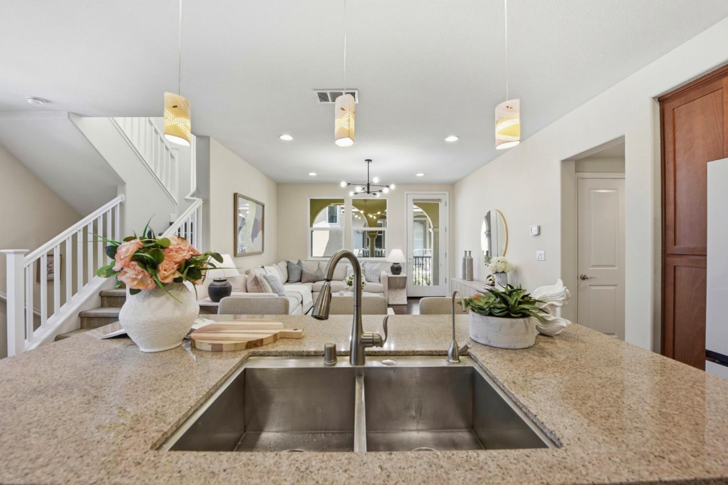 Photo #11: ML82042629 Listing: Photo #11