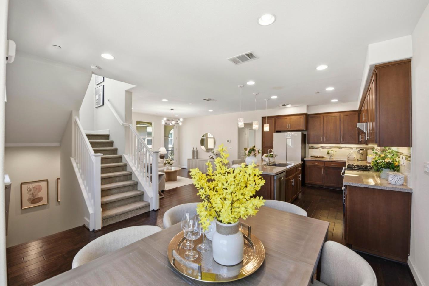 Photo #16: ML82042629 Listing: Photo #16