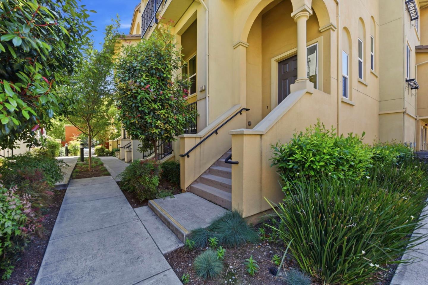 Photo #2: ML82042629 Listing: Photo #2