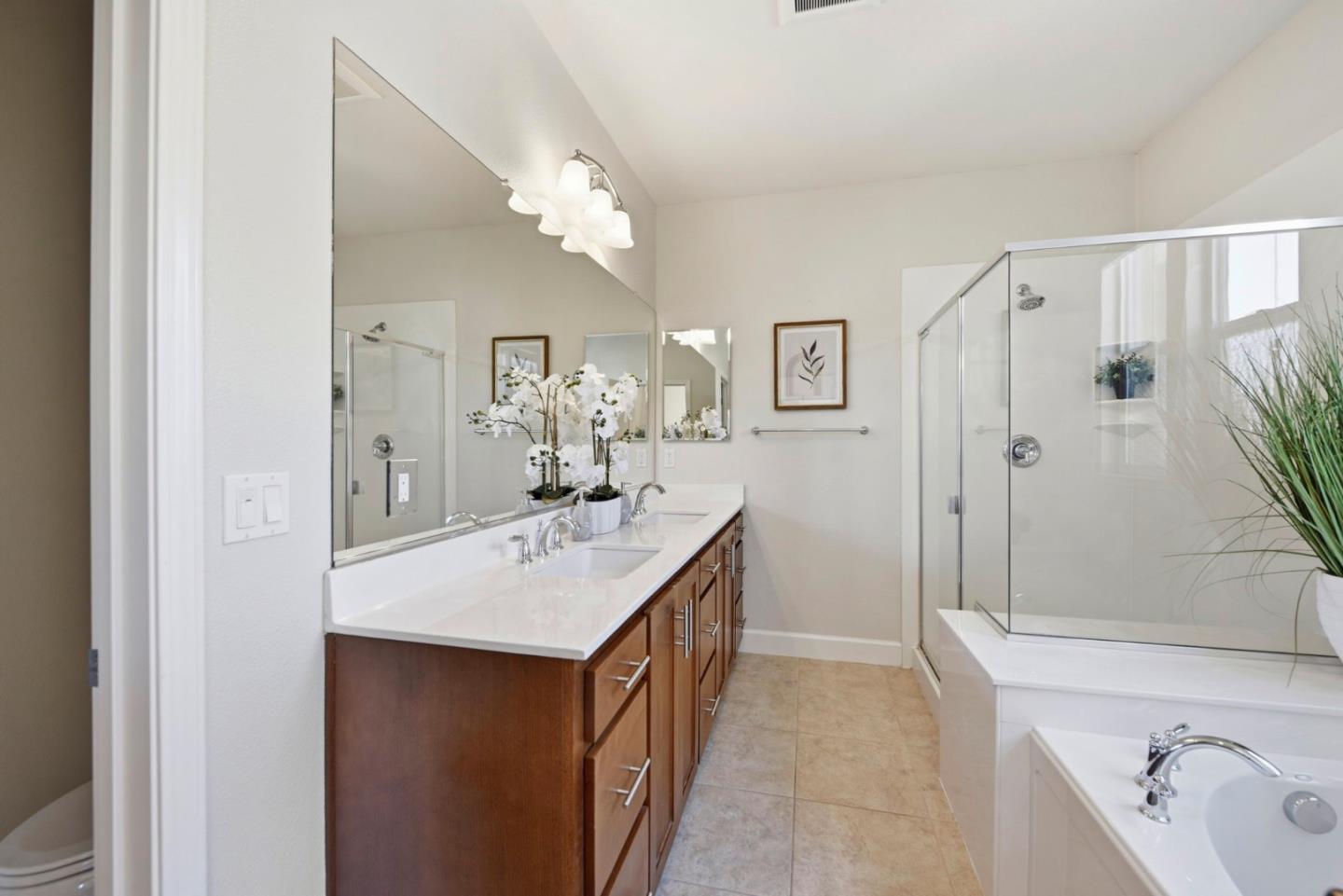 Photo #23: ML82042629 Listing: Photo #23