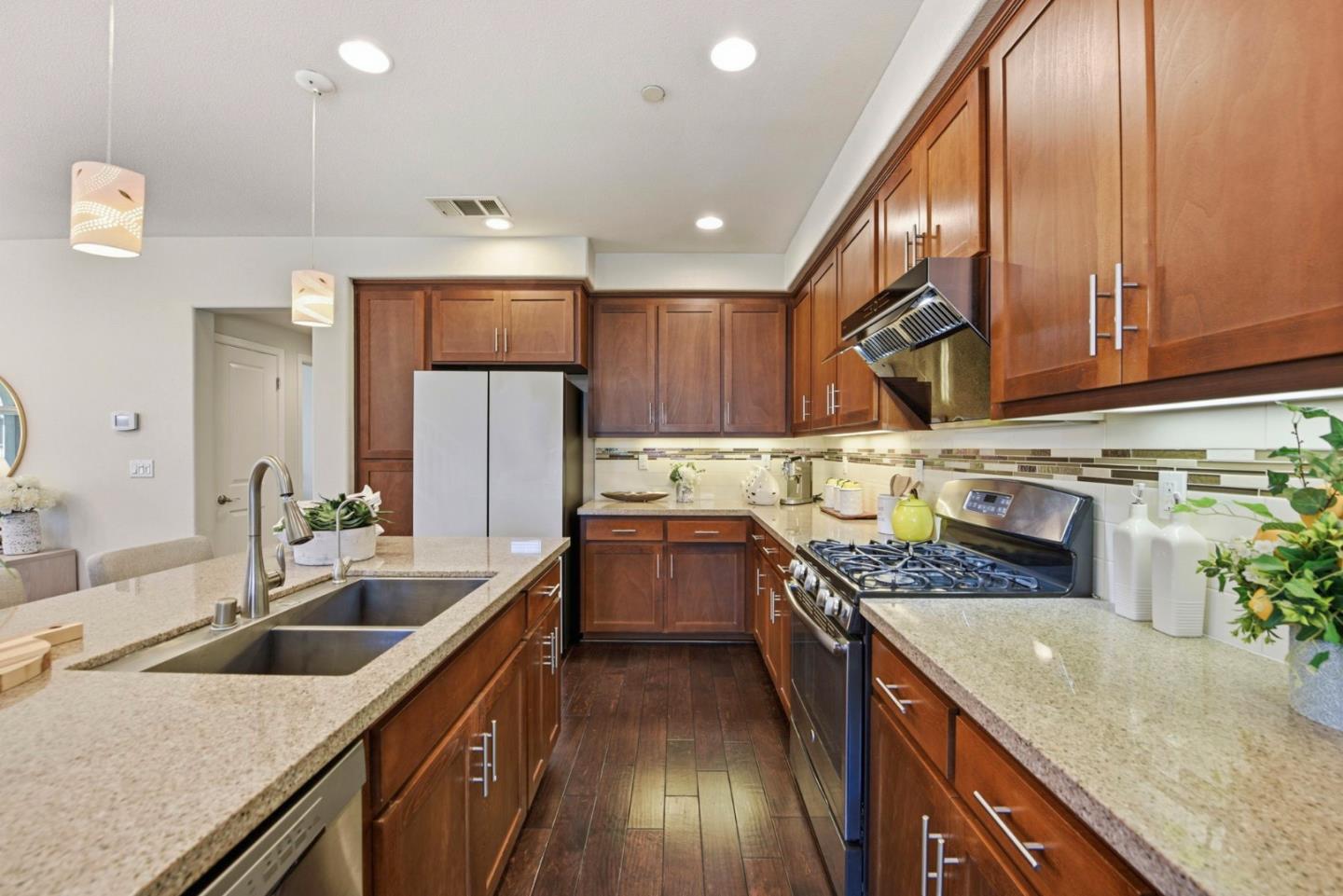 Photo #8: ML82042629 Listing: Photo #8