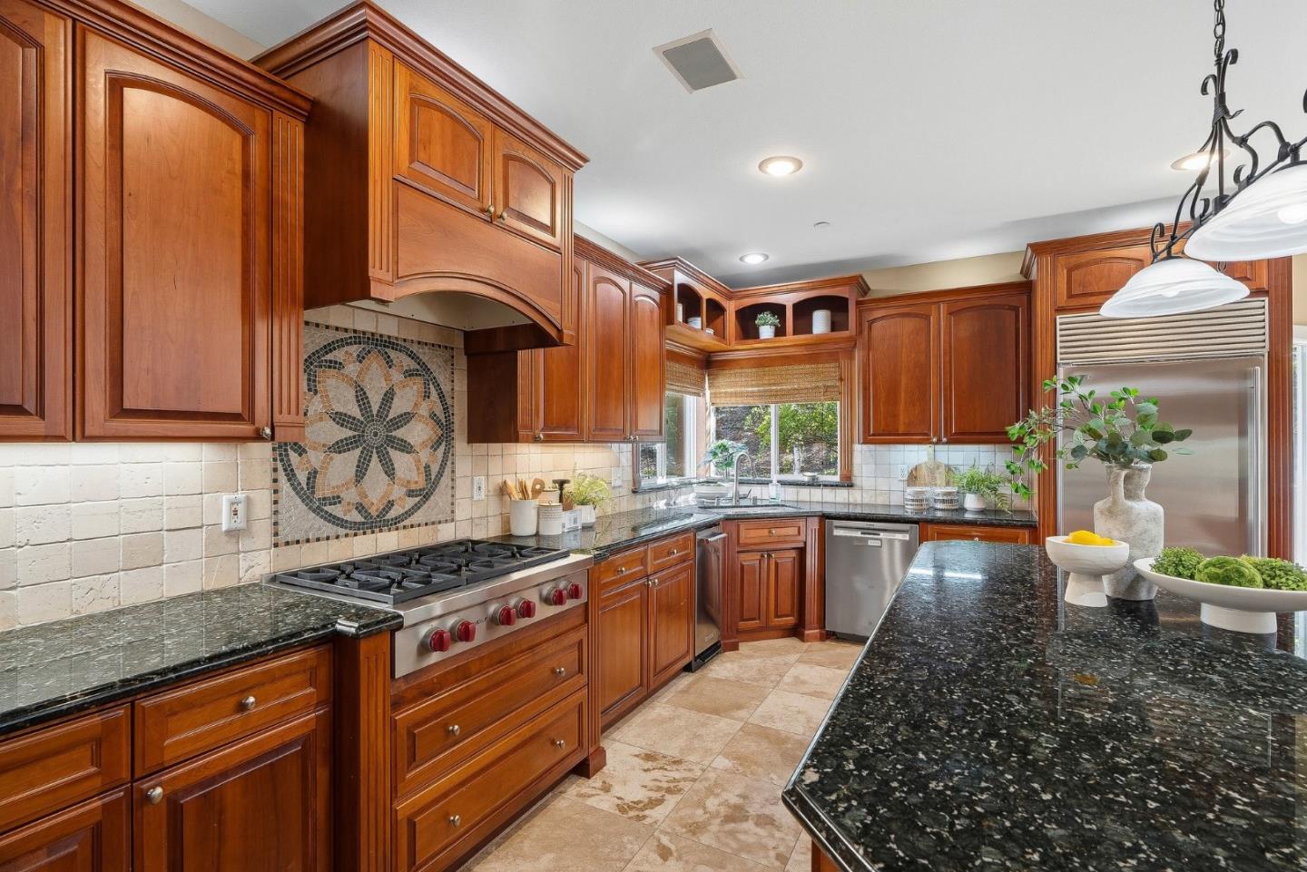 Detail Gallery Image 22 of 67 For 20397 Almaden Rd, San Jose,  CA 95120 - 4 Beds | 4 Baths