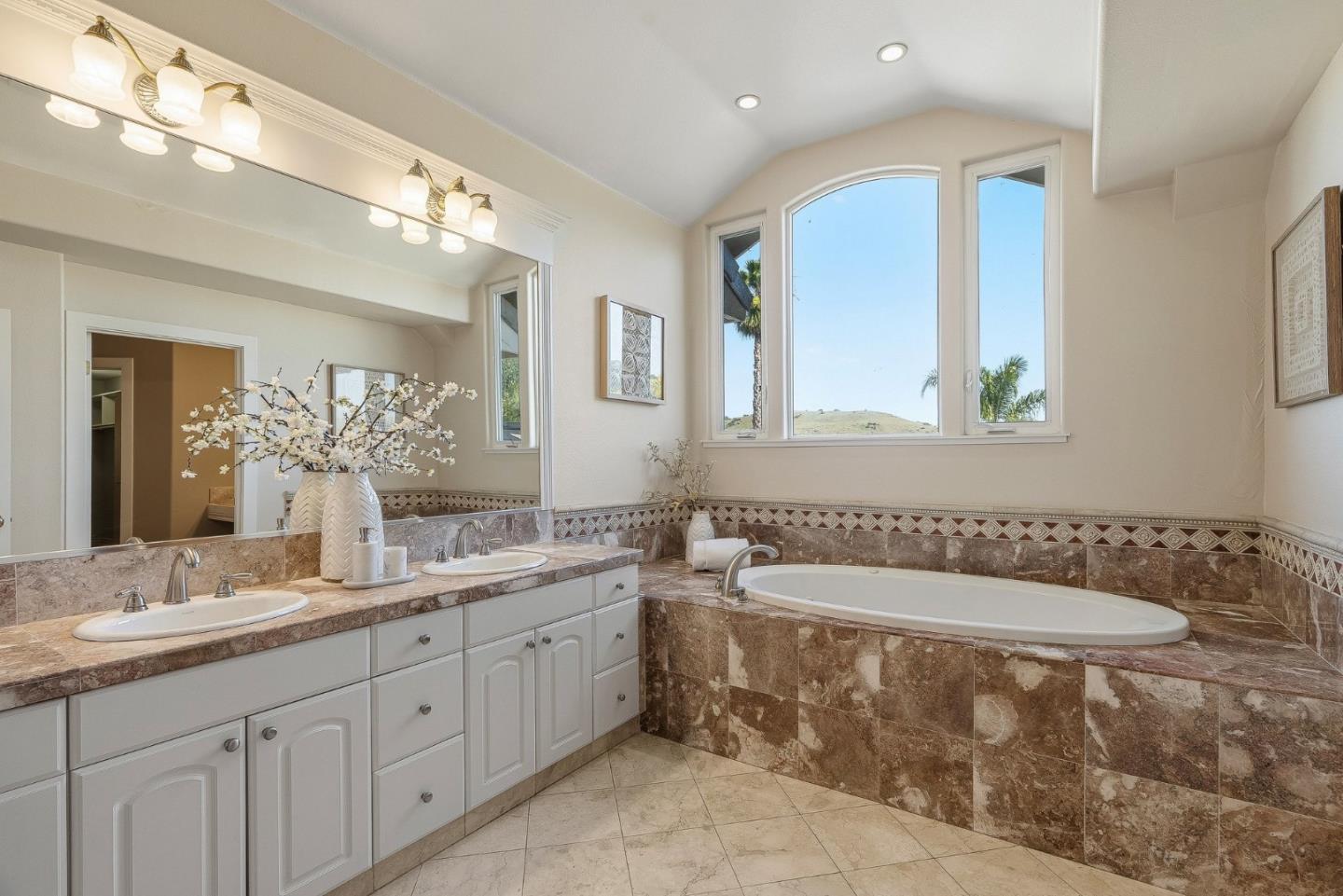 Detail Gallery Image 42 of 67 For 20397 Almaden Rd, San Jose,  CA 95120 - 4 Beds | 4 Baths