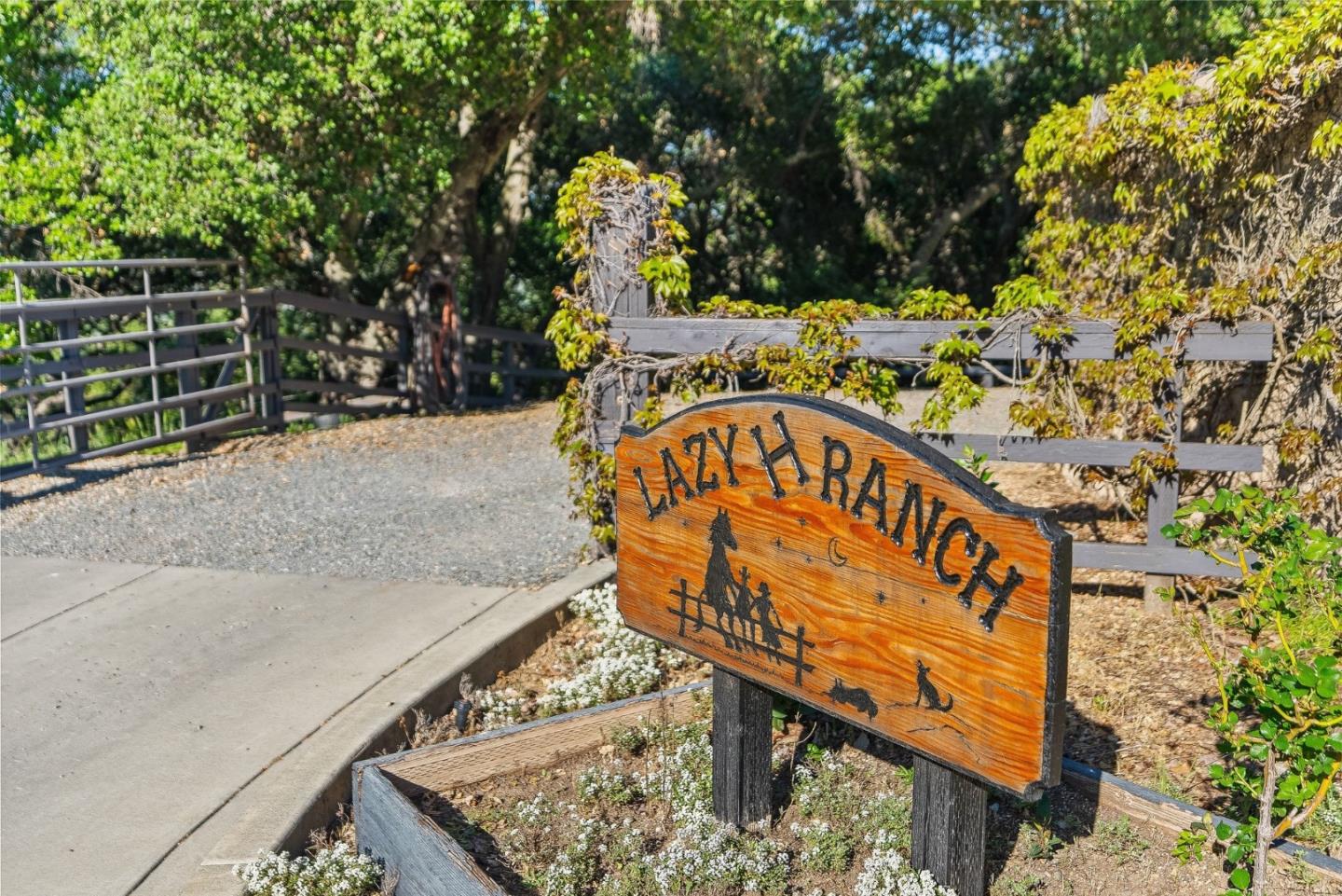 Detail Gallery Image 60 of 67 For 20397 Almaden Rd, San Jose,  CA 95120 - 4 Beds | 4 Baths