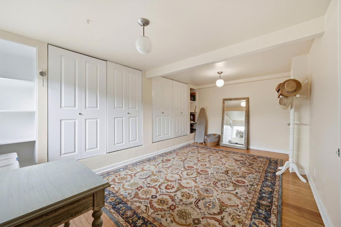 Detail Gallery Image 15 of 29 For 50 Tulare St, Brisbane,  CA 94005 - 4 Beds | 2/1 Baths