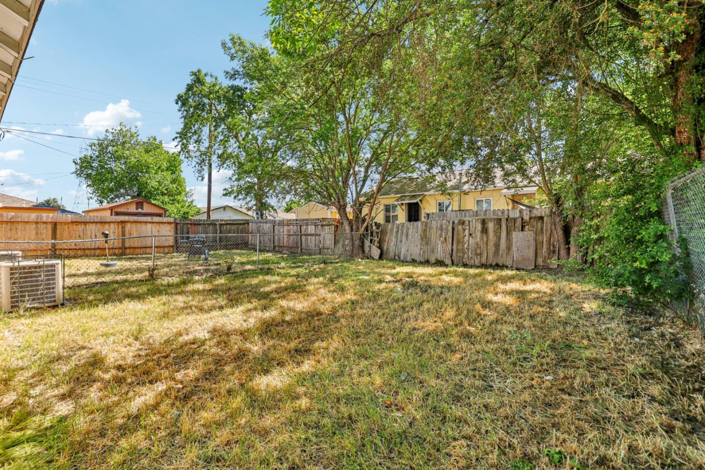 Detail Gallery Image 21 of 26 For 1852 Grand Ave, Sacramento,  CA 95838 - – Beds | – Baths