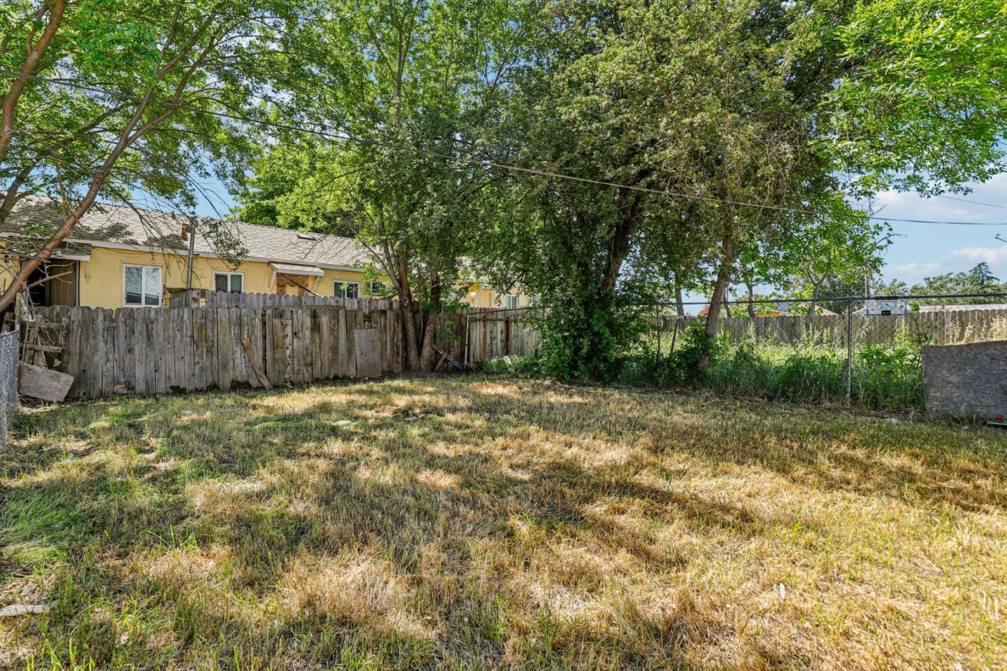 Detail Gallery Image 24 of 26 For 1852 Grand Ave, Sacramento,  CA 95838 - – Beds | – Baths