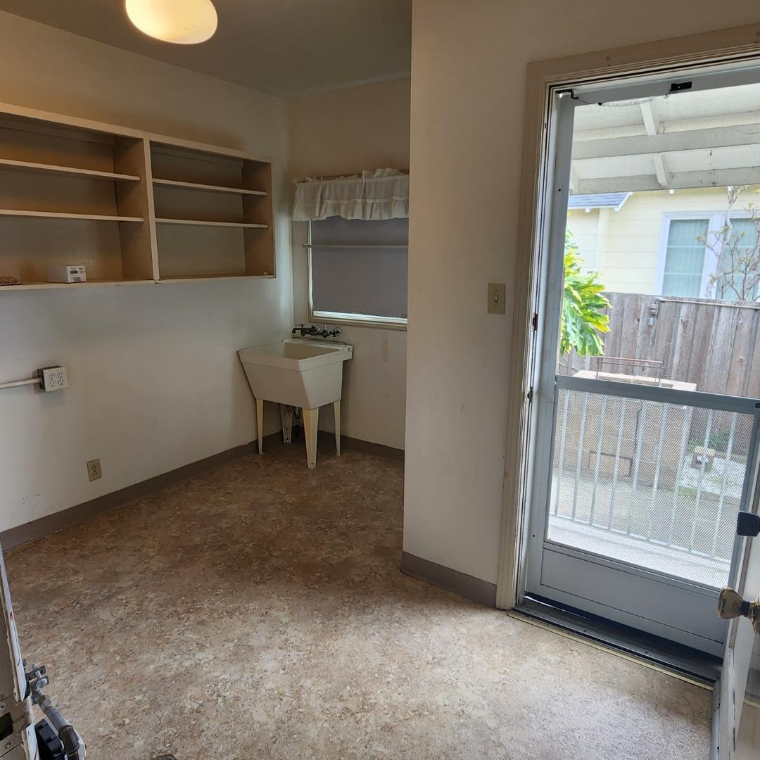 Detail Gallery Image 14 of 28 For 100 Eucalyptus Ave, South San Francisco,  CA 94080 - 2 Beds | 1 Baths