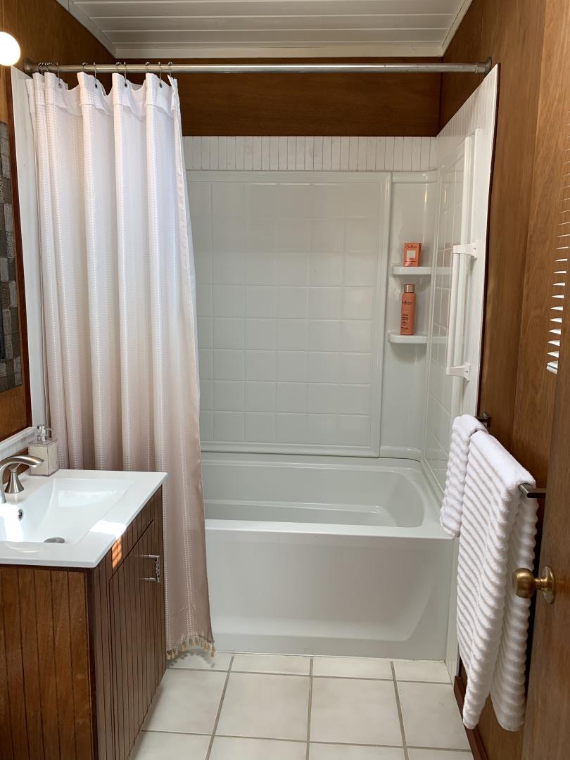 Detail Gallery Image 24 of 39 For 1905 Adele Pl, San Jose,  CA 95125 - 5 Beds | 3 Baths