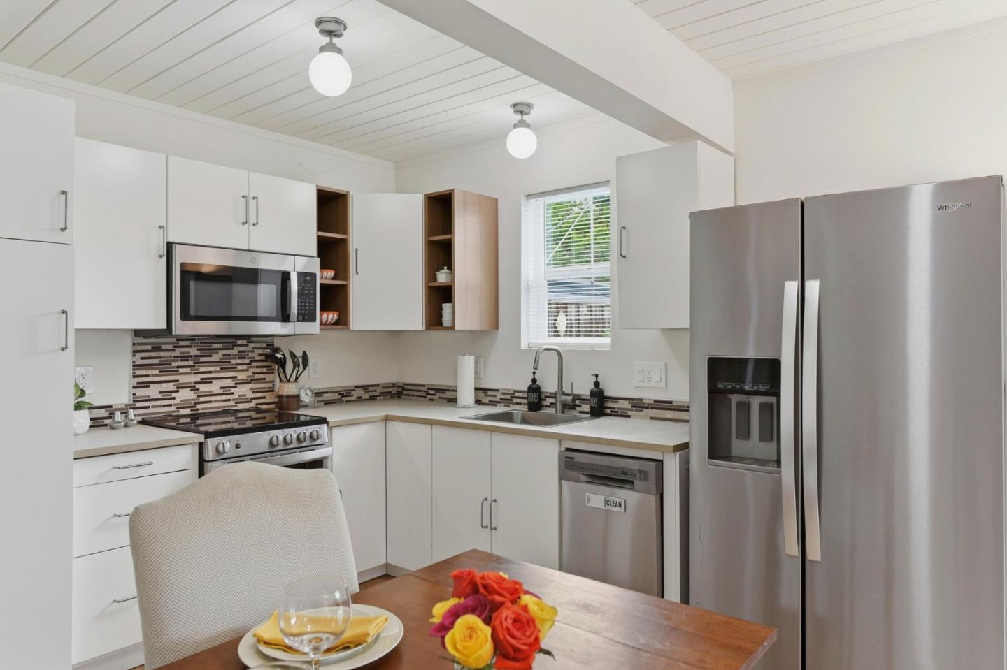 Detail Gallery Image 29 of 39 For 1905 Adele Pl, San Jose,  CA 95125 - 5 Beds | 3 Baths