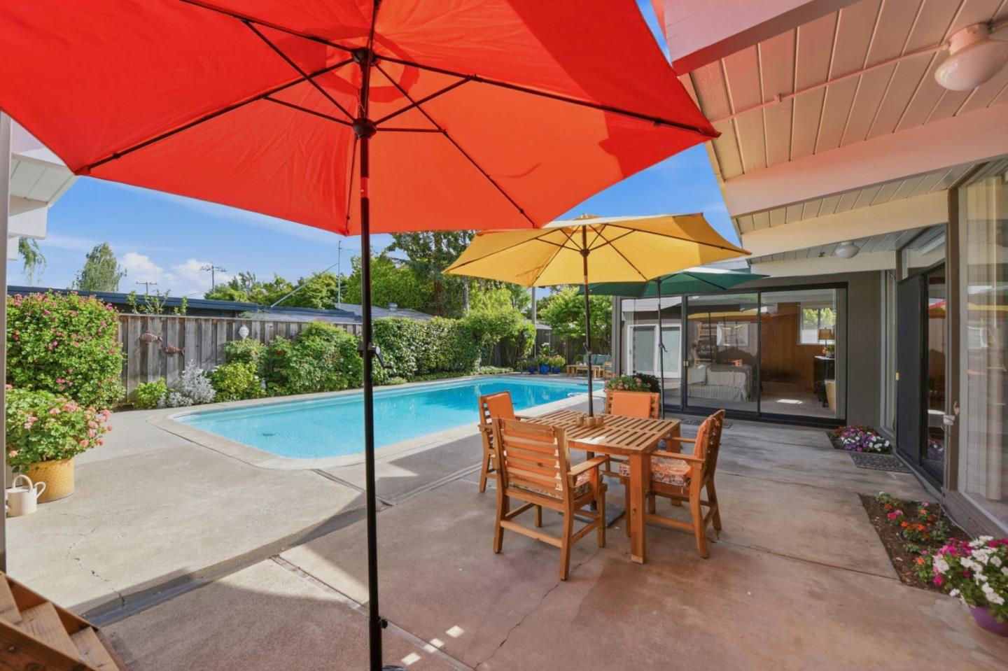 Detail Gallery Image 35 of 39 For 1905 Adele Pl, San Jose,  CA 95125 - 5 Beds | 3 Baths