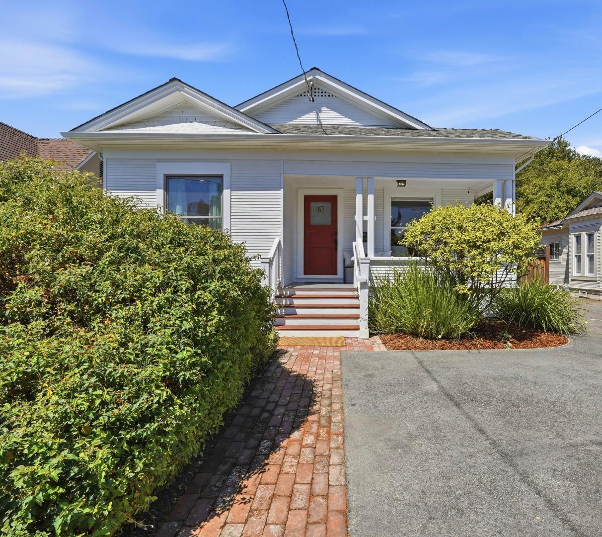 Front Image Thumbnail for ML82042649