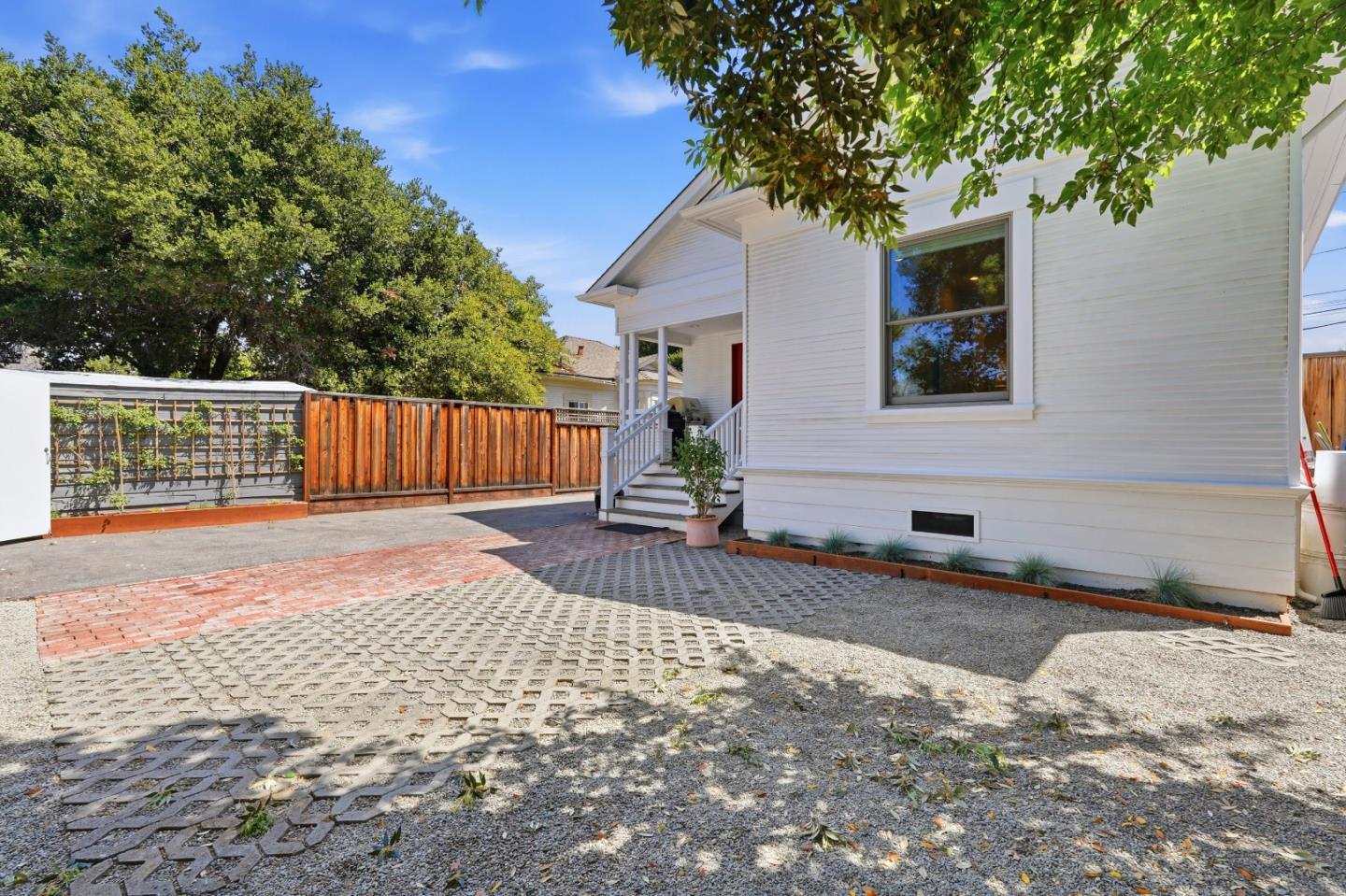 Detail Gallery Image 37 of 79 For 175 N Sunnyvale Ave, Sunnyvale,  CA 94086 - 3 Beds | 3 Baths