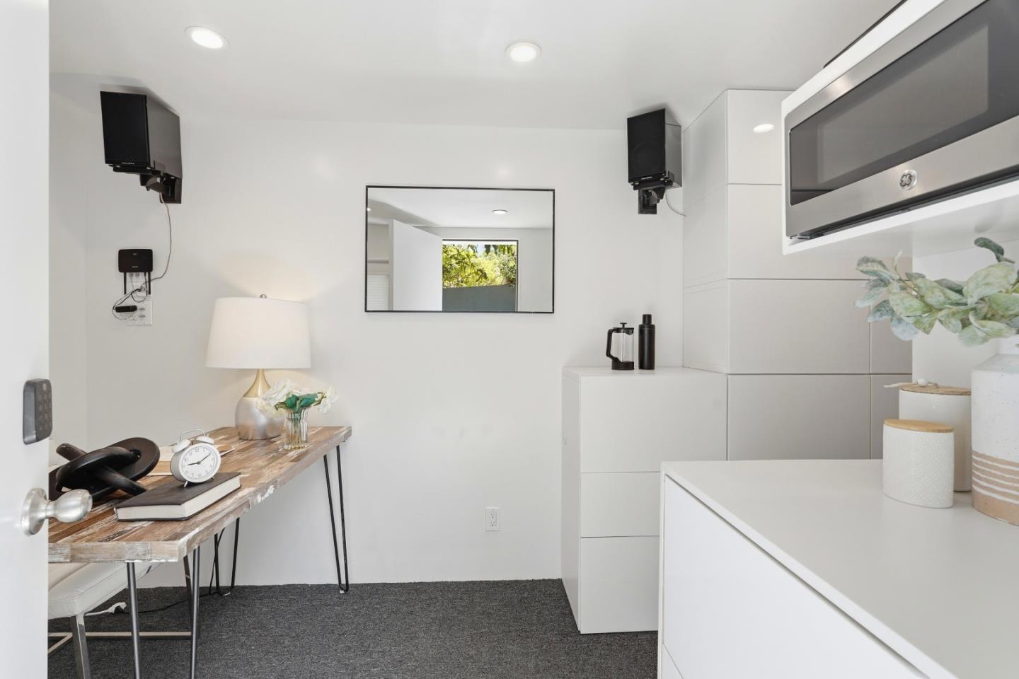 Detail Gallery Image 41 of 79 For 175 N Sunnyvale Ave, Sunnyvale,  CA 94086 - 3 Beds | 3 Baths