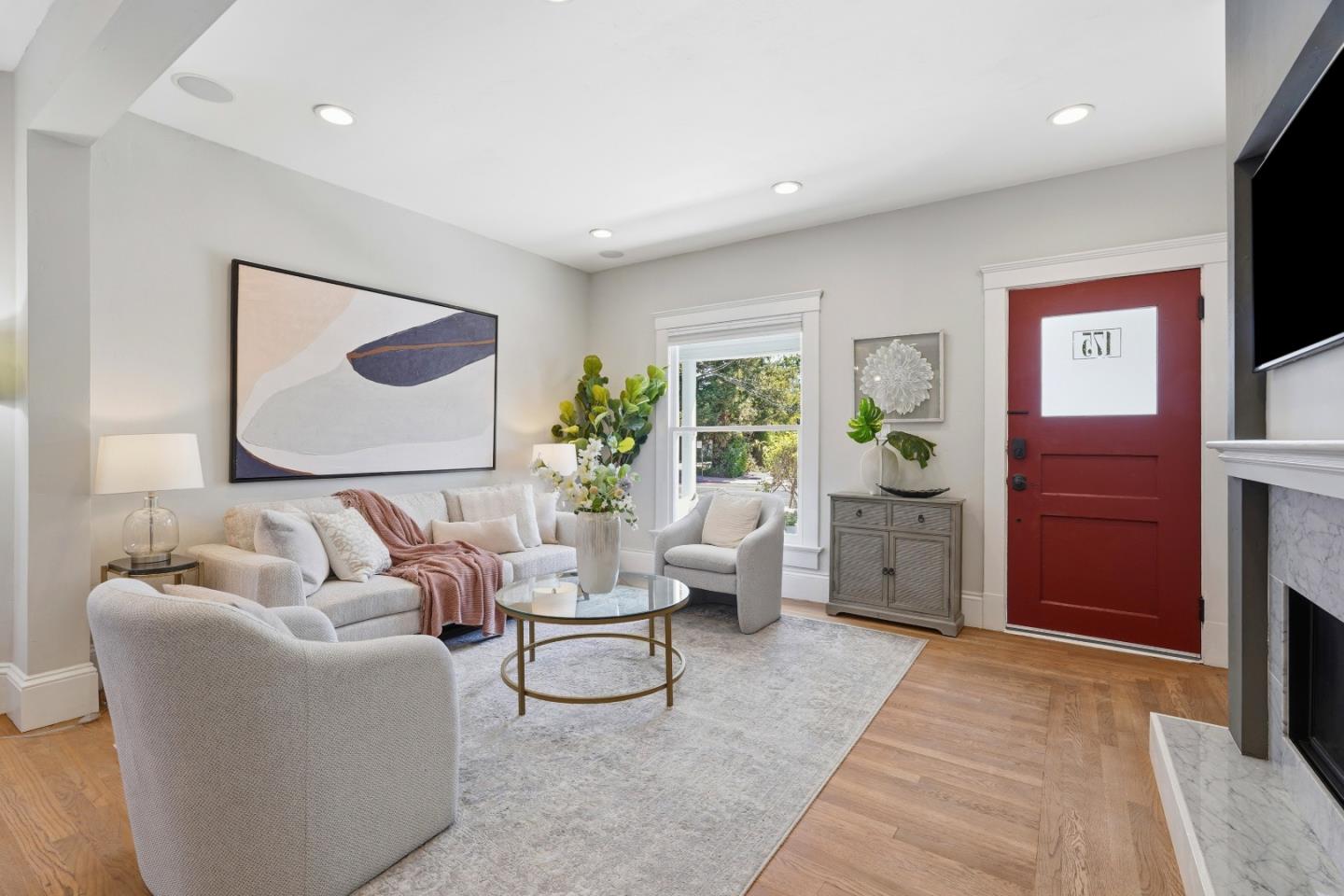 Detail Gallery Image 8 of 79 For 175 N Sunnyvale Ave, Sunnyvale,  CA 94086 - 3 Beds | 3 Baths