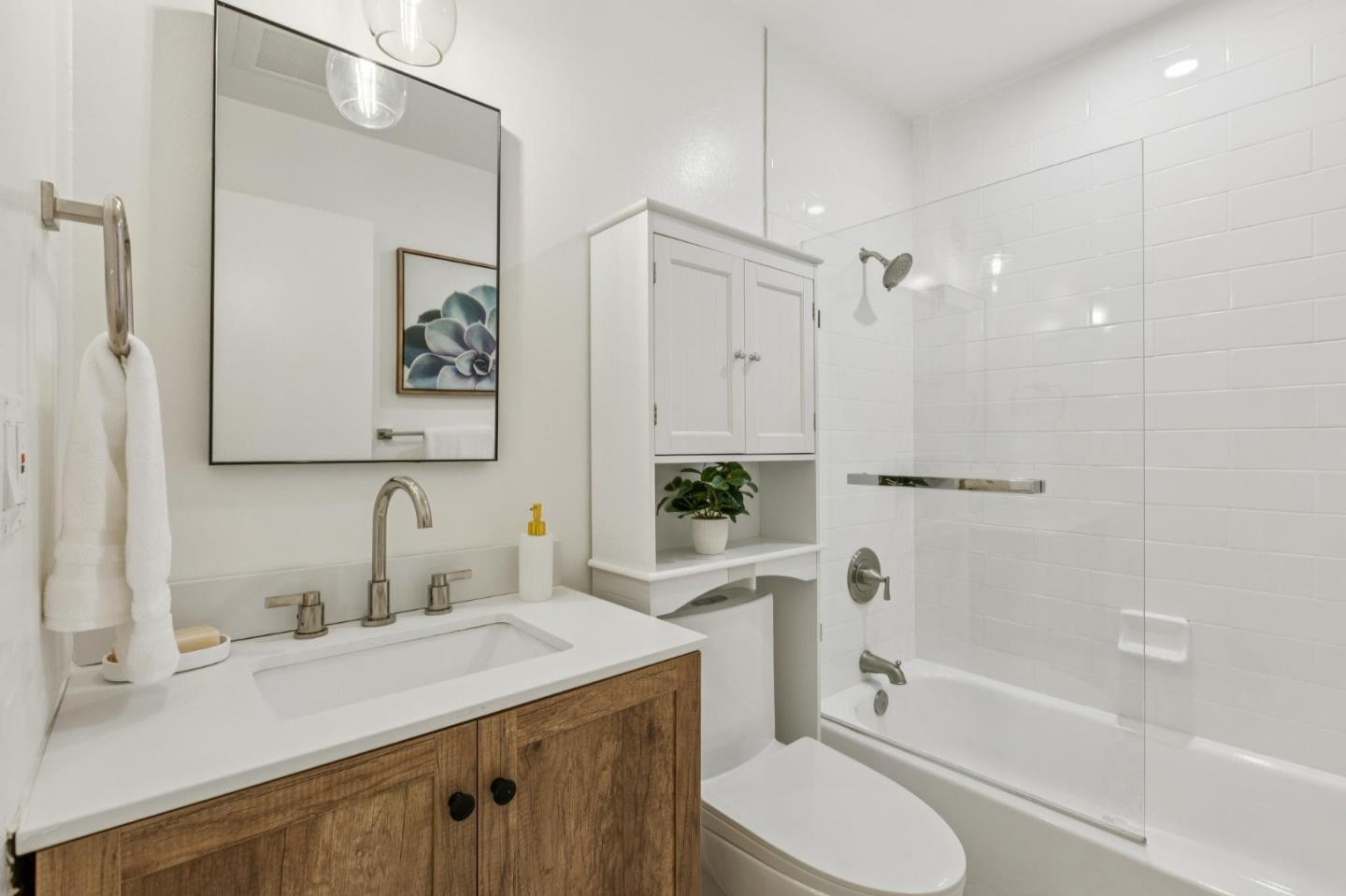 Photo #12: ML82042650 Listing: Photo #12