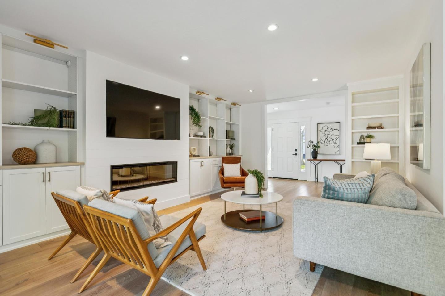 Photo #4: ML82042650 Listing: Photo #4