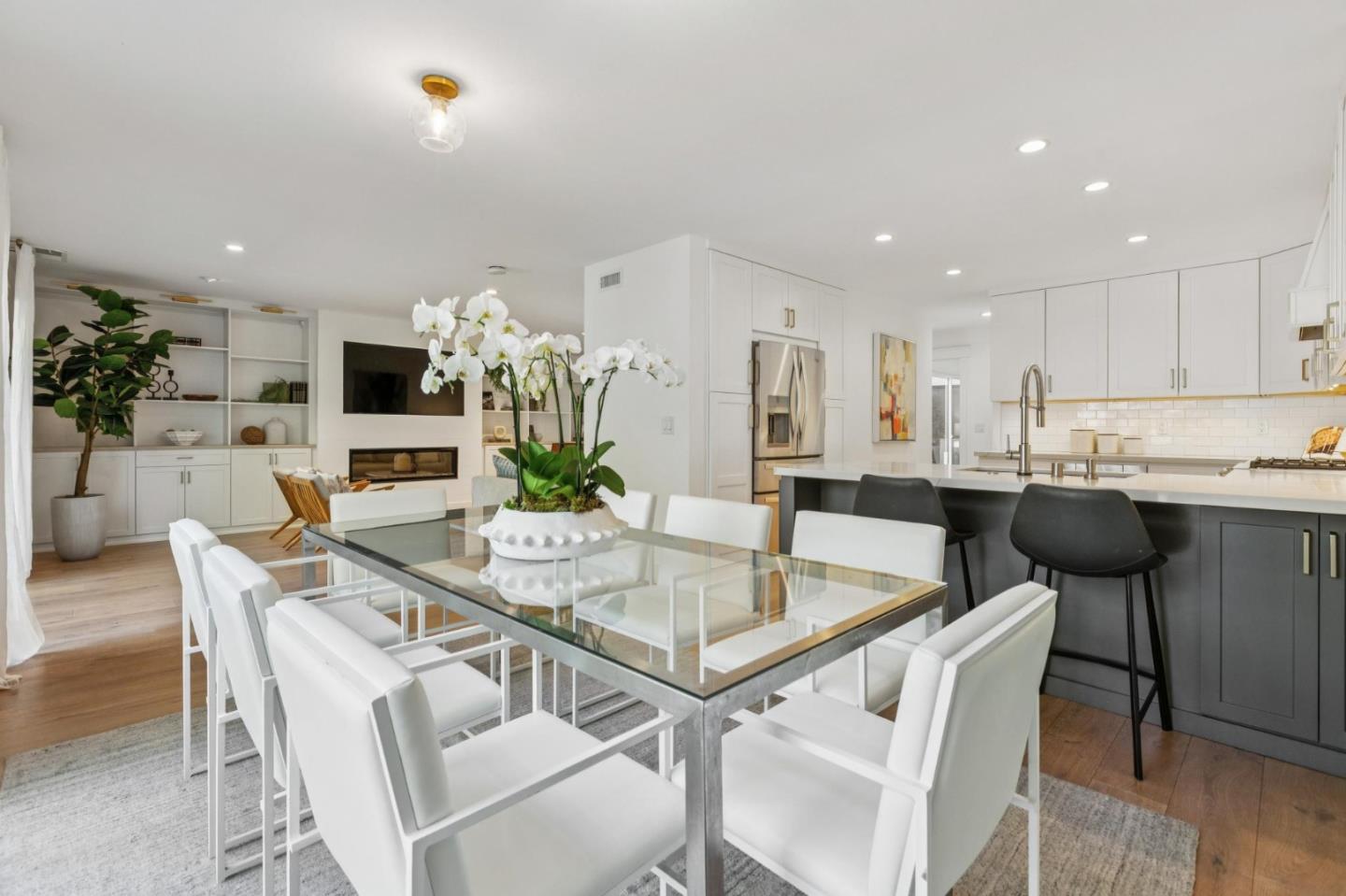 Photo #7: ML82042650 Listing: Photo #7