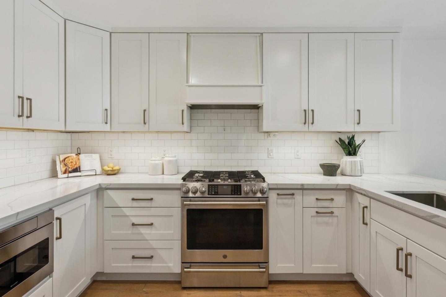 Photo #9: ML82042650 Listing: Photo #9