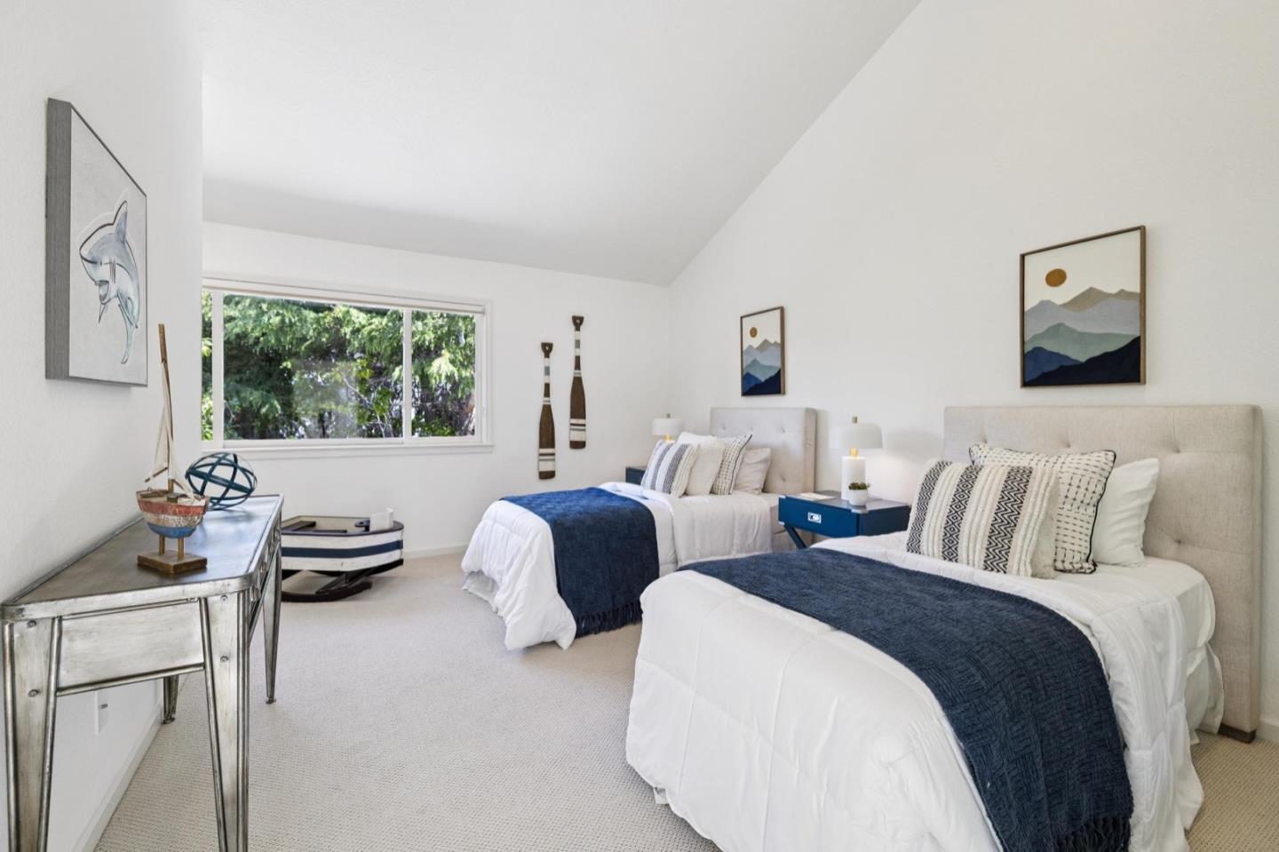 Detail Gallery Image 42 of 55 For 10 Salmark Ct, Hillsborough,  CA 94010 - 5 Beds | 4/1 Baths