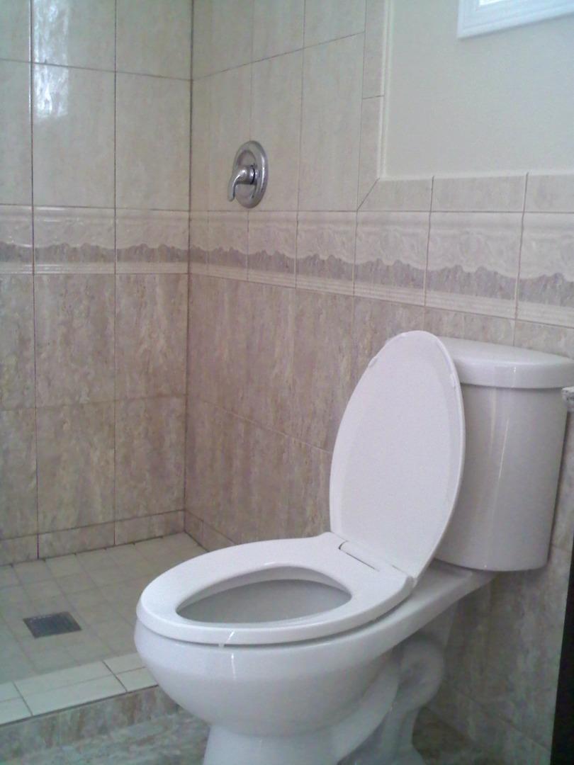 Detail Gallery Image 10 of 11 For 2391 Catalpa Way, San Bruno,  CA 94066 - 4 Beds | 3 Baths