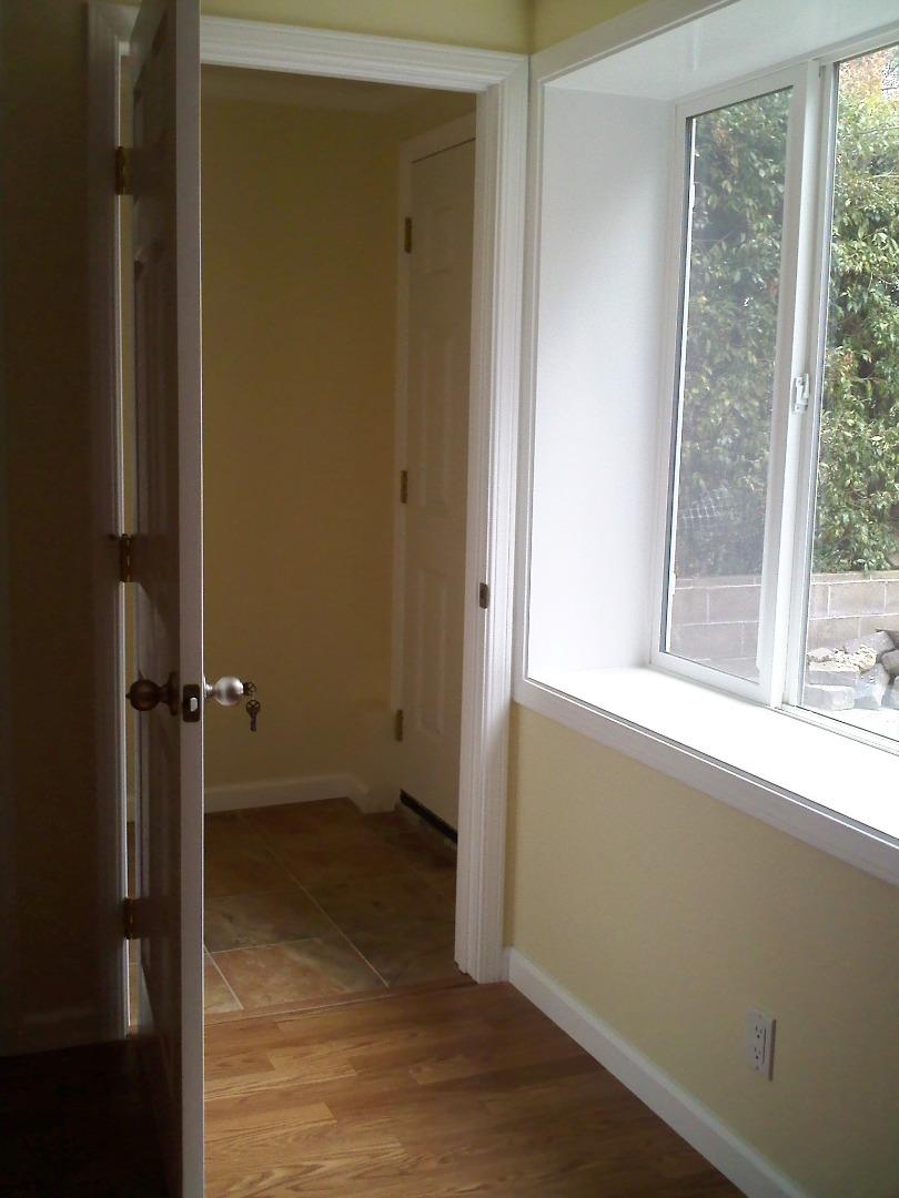 Detail Gallery Image 4 of 11 For 2391 Catalpa Way, San Bruno,  CA 94066 - 4 Beds | 3 Baths