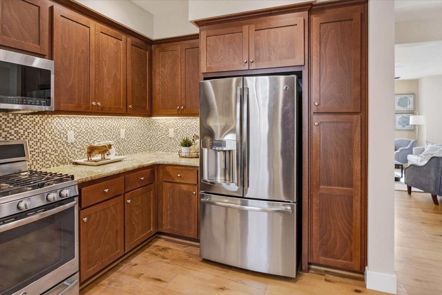 Photo #11: ML82042654 Listing: Photo #11