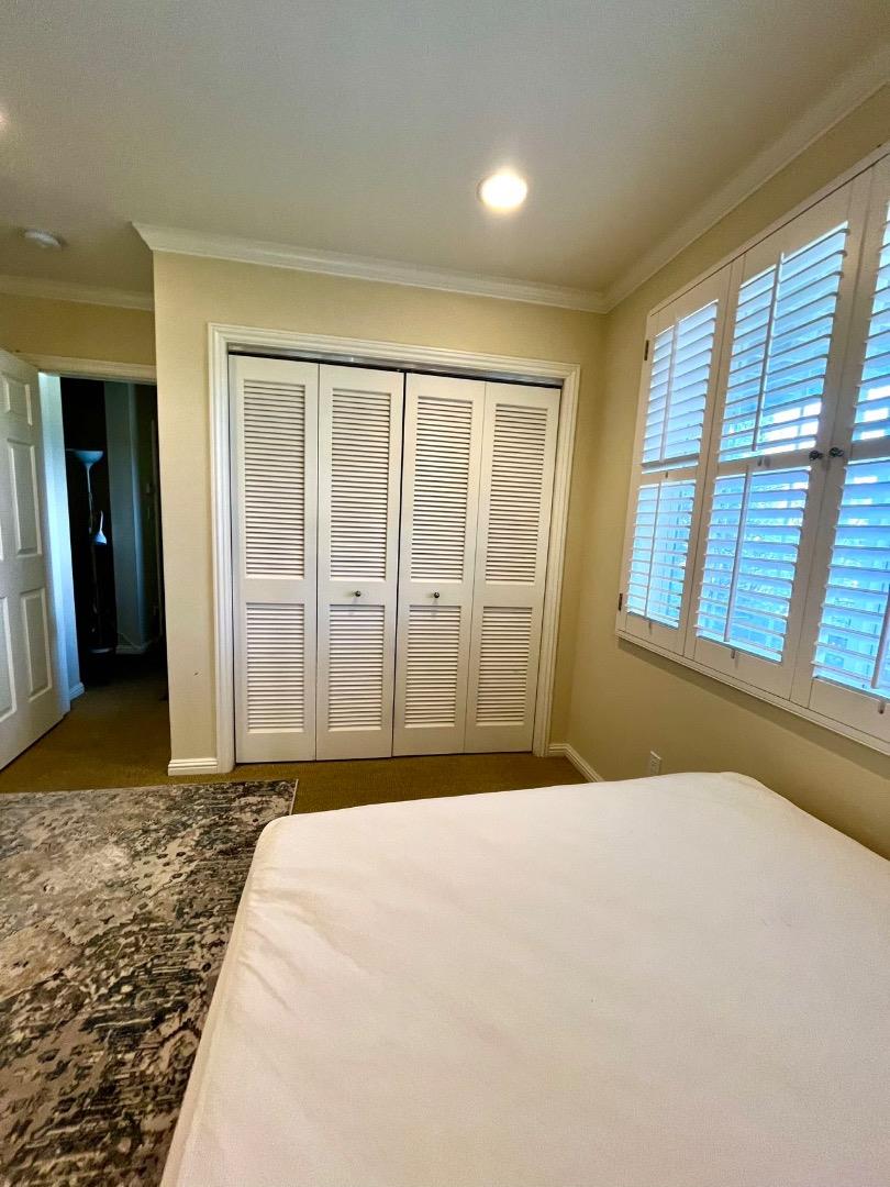 Detail Gallery Image 2 of 5 For 685 Sierra Point Rd, Brisbane,  CA 94005 - 1 Beds | 1 Baths