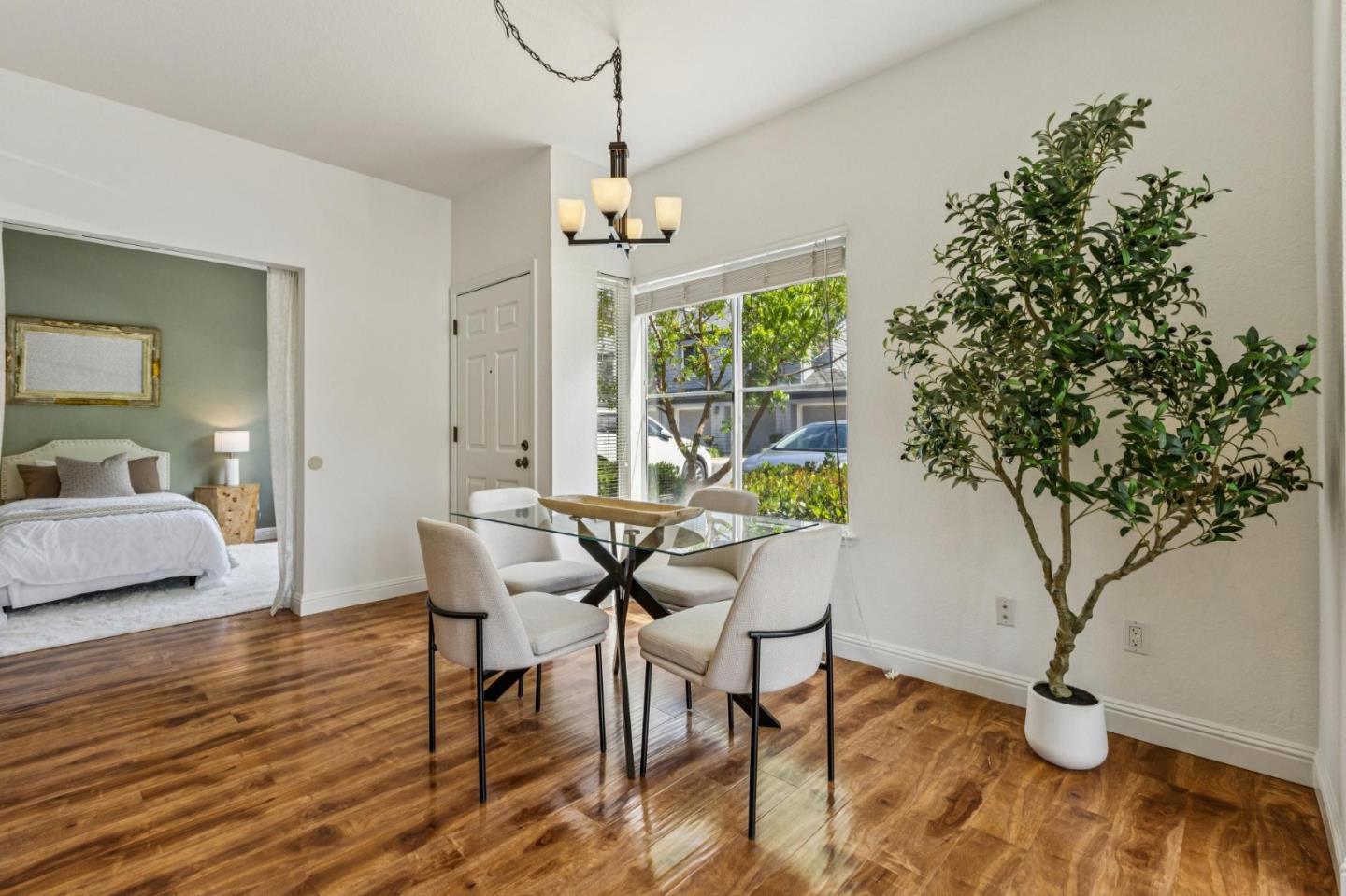 Photo #14: ML82042658 Listing: Photo #14