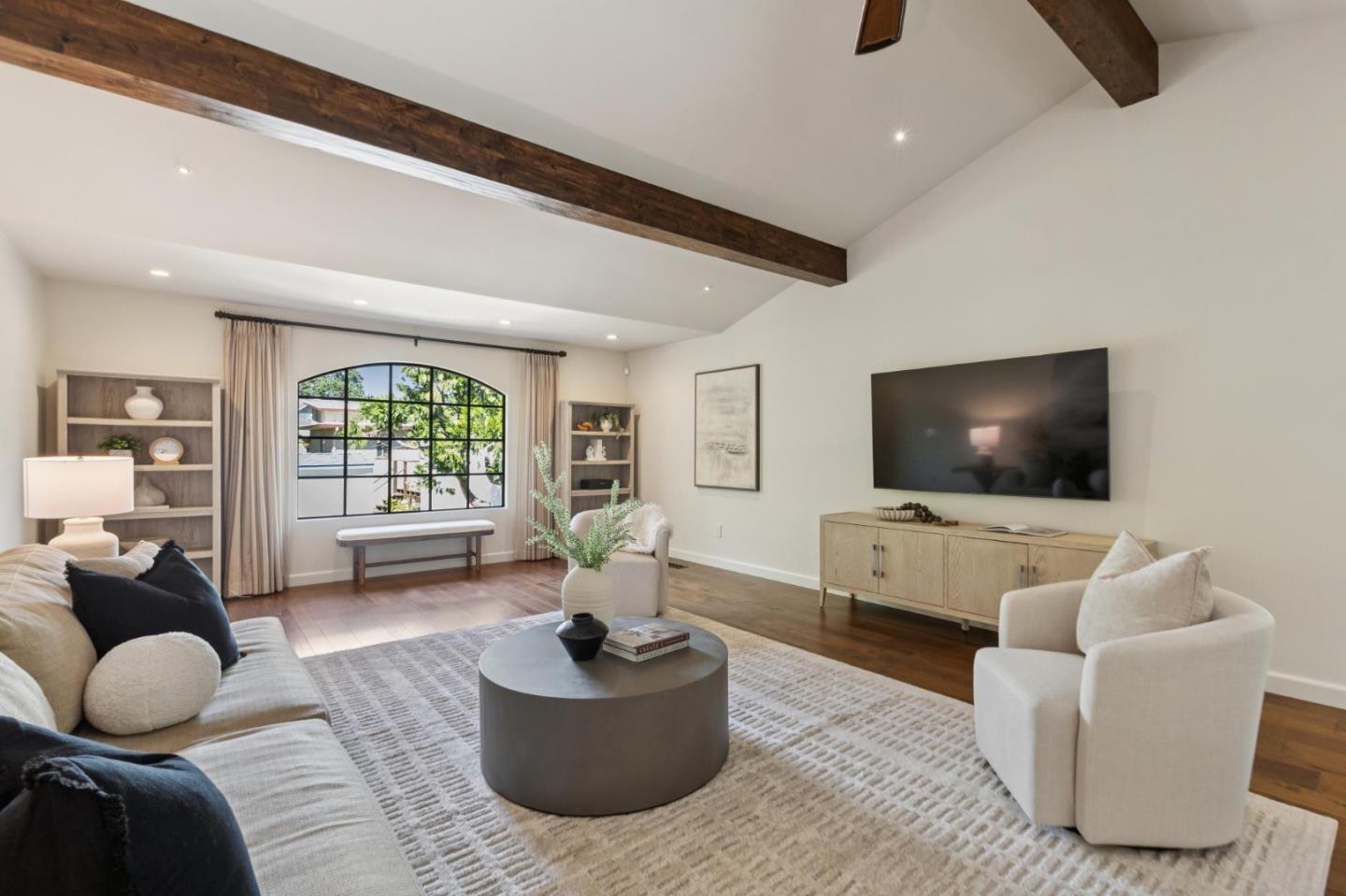 Detail Gallery Image 11 of 70 For 15781 Poppy Ln, Monte Sereno,  CA 95030 - 3 Beds | 2 Baths