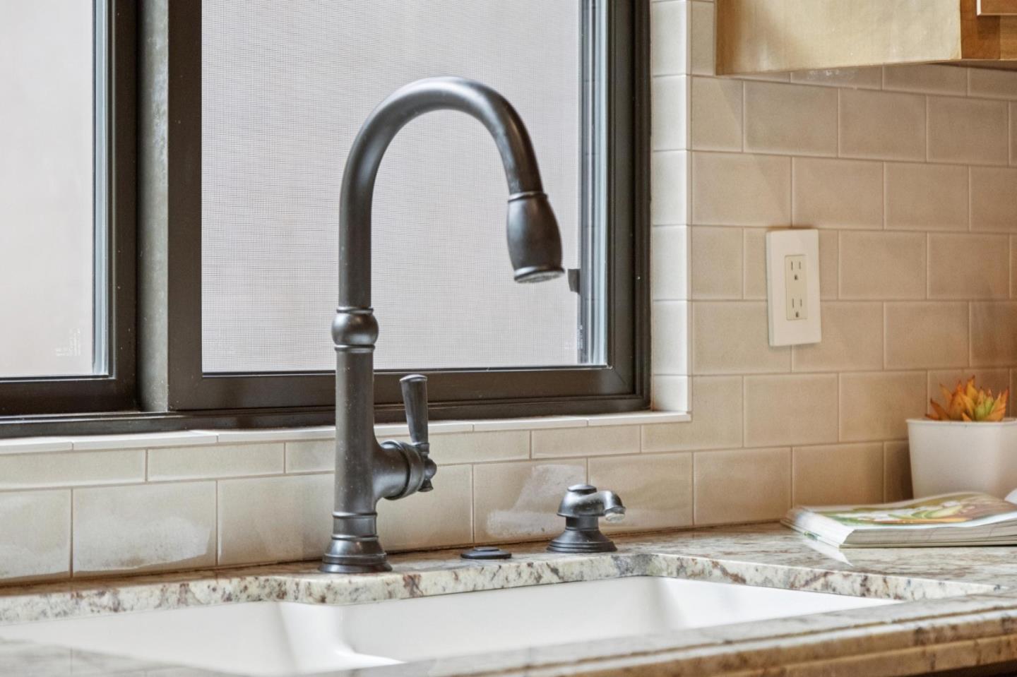 Detail Gallery Image 19 of 70 For 15781 Poppy Ln, Monte Sereno,  CA 95030 - 3 Beds | 2 Baths