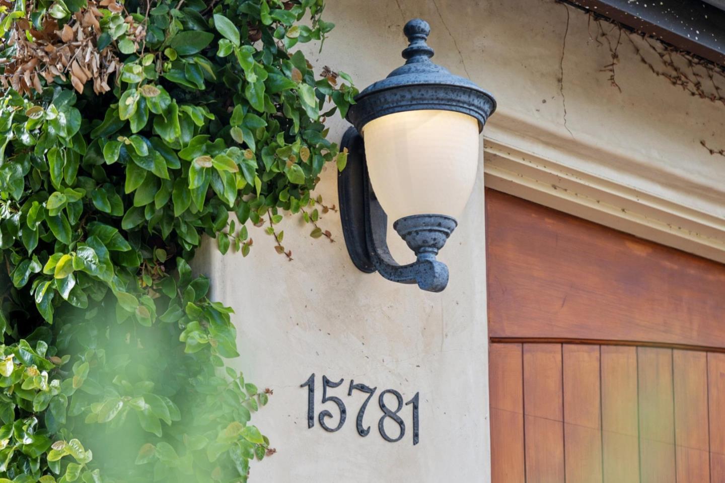 Detail Gallery Image 6 of 70 For 15781 Poppy Ln, Monte Sereno,  CA 95030 - 3 Beds | 2 Baths