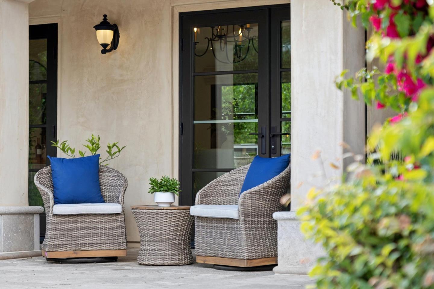 Detail Gallery Image 7 of 70 For 15781 Poppy Ln, Monte Sereno,  CA 95030 - 3 Beds | 2 Baths