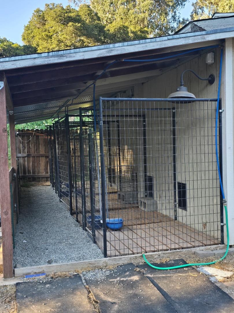 Detail Gallery Image 16 of 27 For 17329 Mcguffie Rd, Salinas,  CA 93907 - 3 Beds | 3 Baths