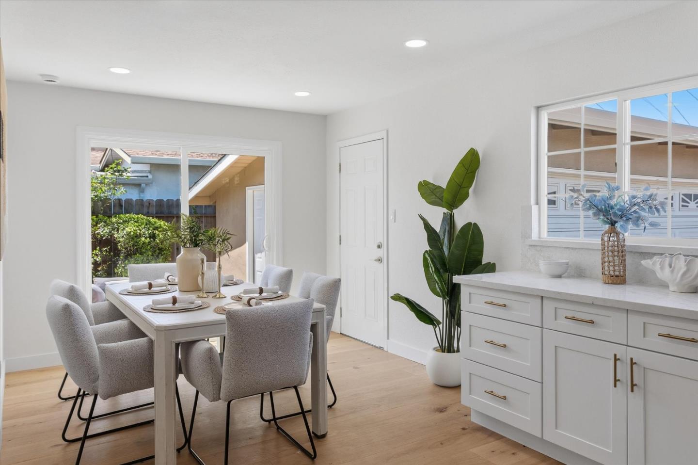 Detail Gallery Image 13 of 31 For 41532 Erma Ave, Fremont,  CA 94539 - 3 Beds | 2 Baths