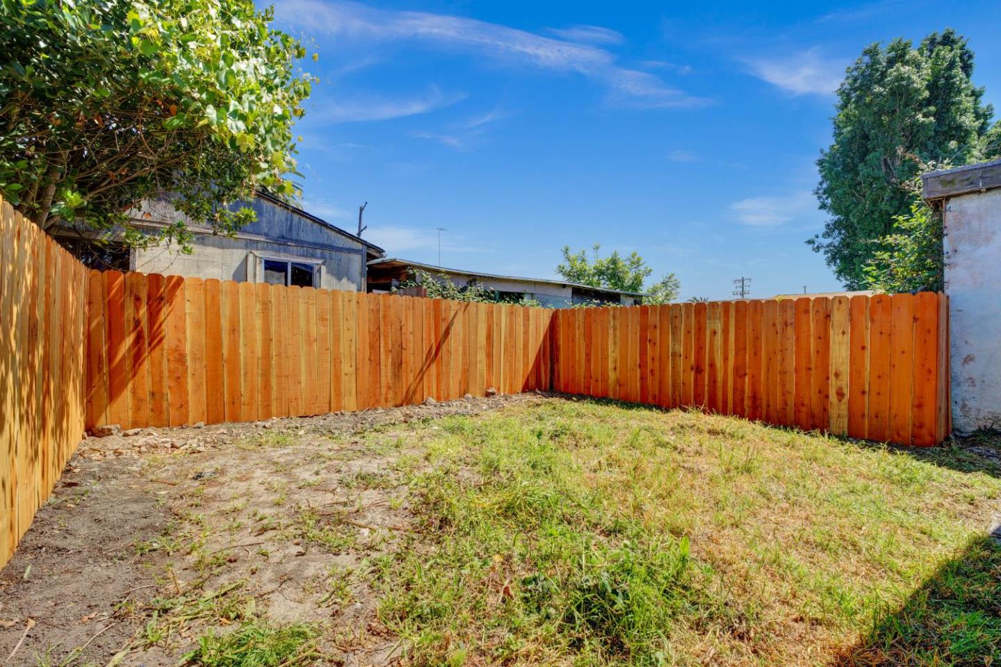 Detail Gallery Image 17 of 23 For 652 2nd St, Richmond,  CA 94801 - 2 Beds | 1 Baths