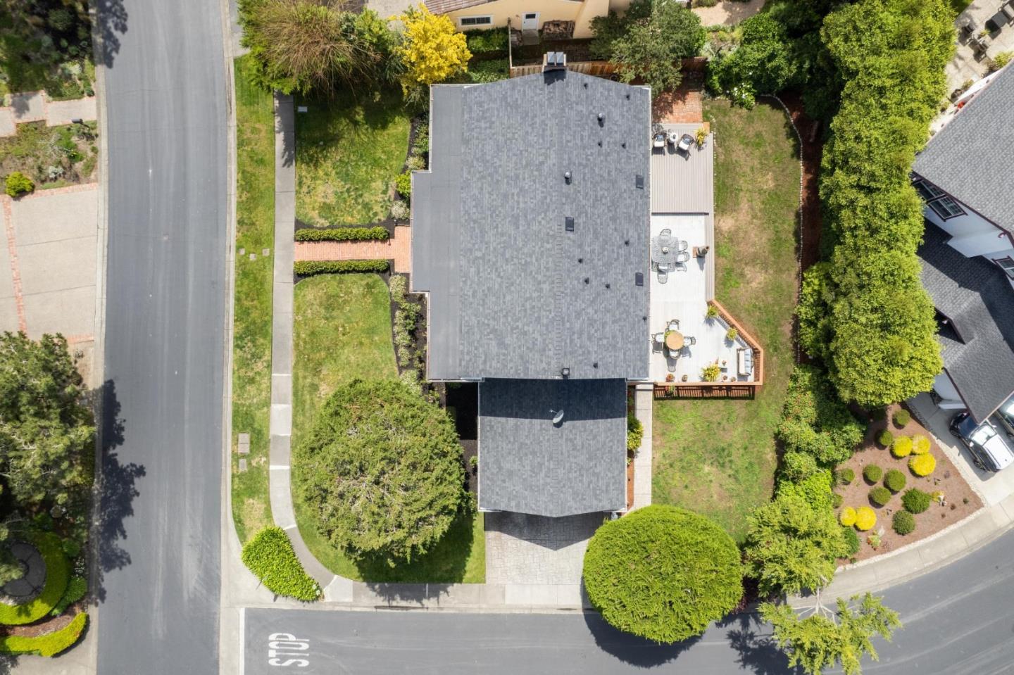 Detail Gallery Image 42 of 56 For 2120 Saint Andrews Rd, Half Moon Bay,  CA 94019 - 4 Beds | 2/1 Baths