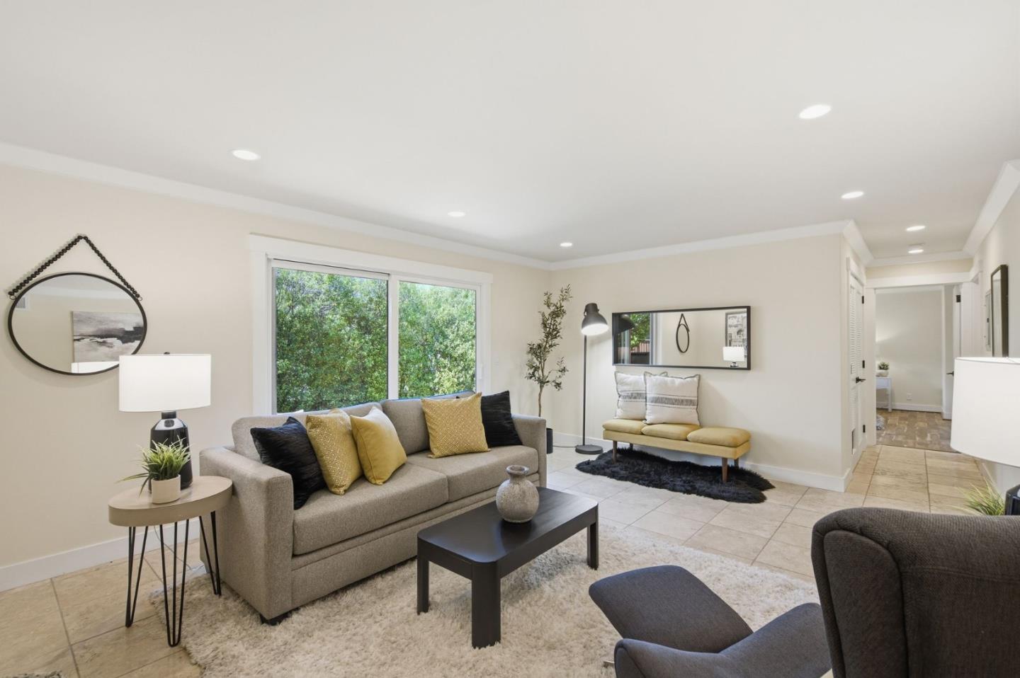 Detail Gallery Image 16 of 35 For 50 Hilltop Dr, San Carlos,  CA 94070 - 4 Beds | 4 Baths