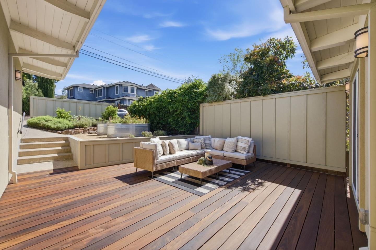 Detail Gallery Image 3 of 35 For 50 Hilltop Dr, San Carlos,  CA 94070 - 4 Beds | 4 Baths